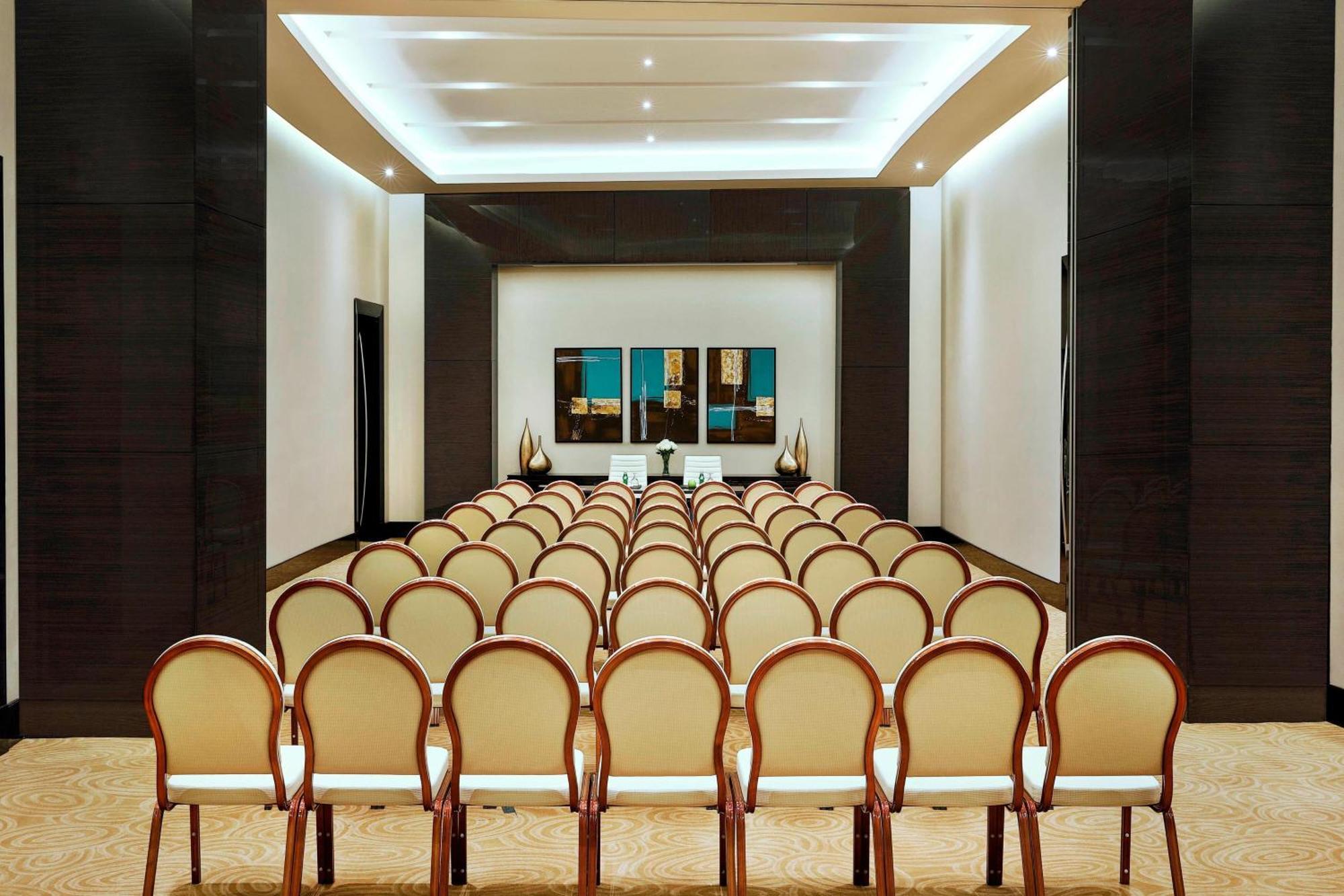 Marriott Hotel Al Forsan, Abu Dhabi 5*